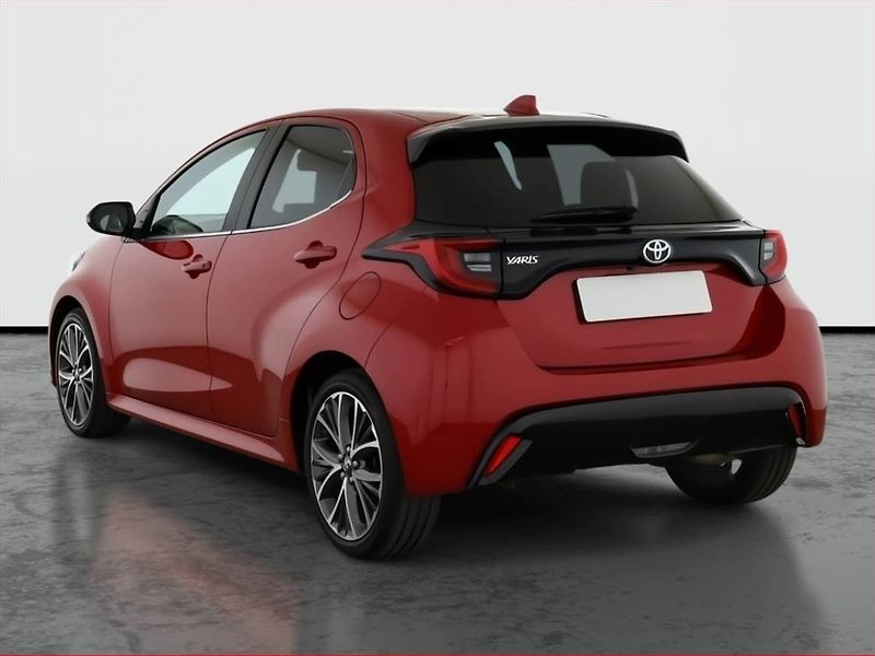 Toyota Yaris (2023) Executive 1.5 VVT-i, ČR,1.maj - fotka 4 z 17