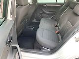 Škoda Rapid (2017) 1.6 TDi, ČR, Style, navi - náhled 10