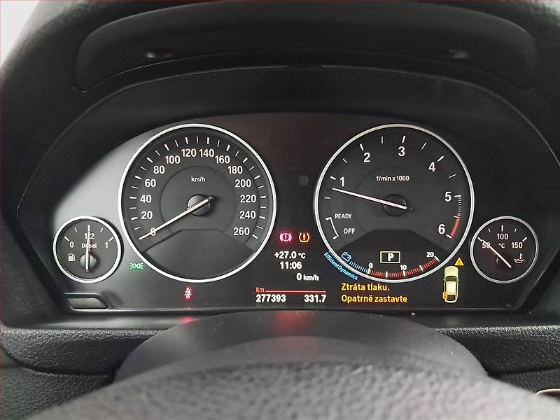 BMW Řada 3 (2013) Luxury Line 325d GT, Automat - fotka 11 z 21