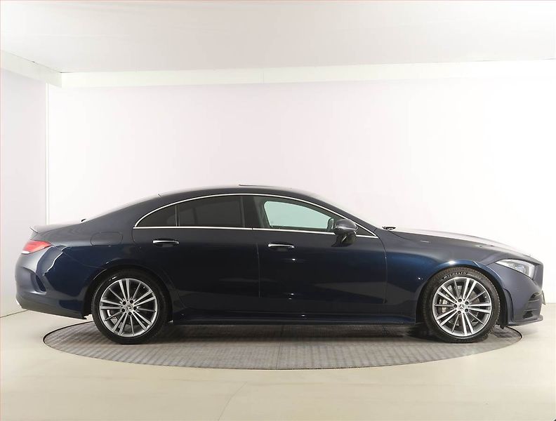 Mercedes-Benz CLS (2019) 350 d 4MATIC - fotka 6 z 32