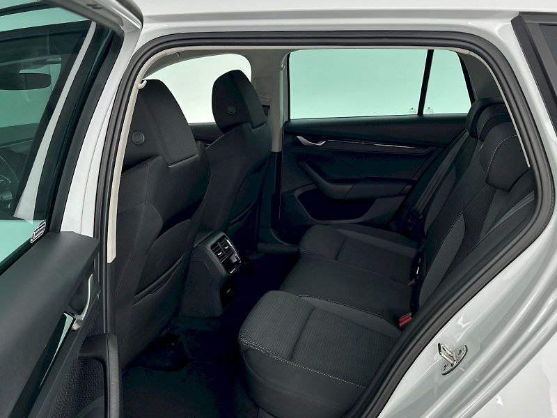 Škoda Octavia (2025) Combi 1.5TSI 110kW Selection - fotka 8 z 26