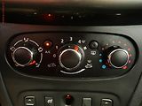 Dacia Sandero (2015) 0.9 TCe, ČR, AC, temp, tažné - náhled 15