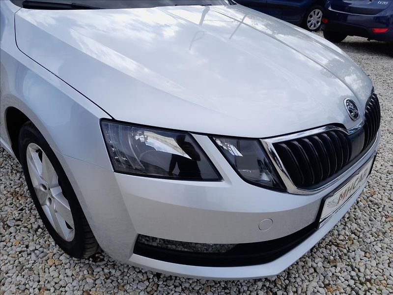 Škoda Octavia III FC 2,0 TDI 110kW - fotka 11 z 53
