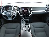 Volvo V60 (2019) 2.0 D4 4x4, Cross Country - náhled 8