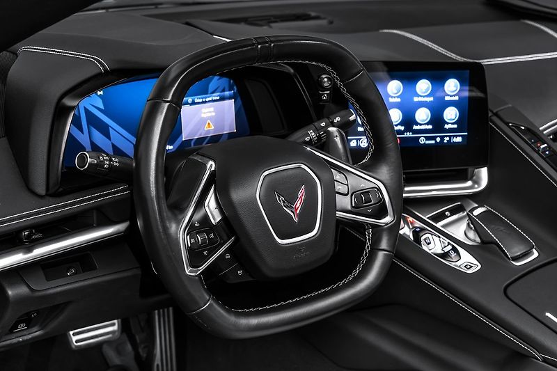 Chevrolet Corvette (2022) C8 Stingray - fotka 17 z 24