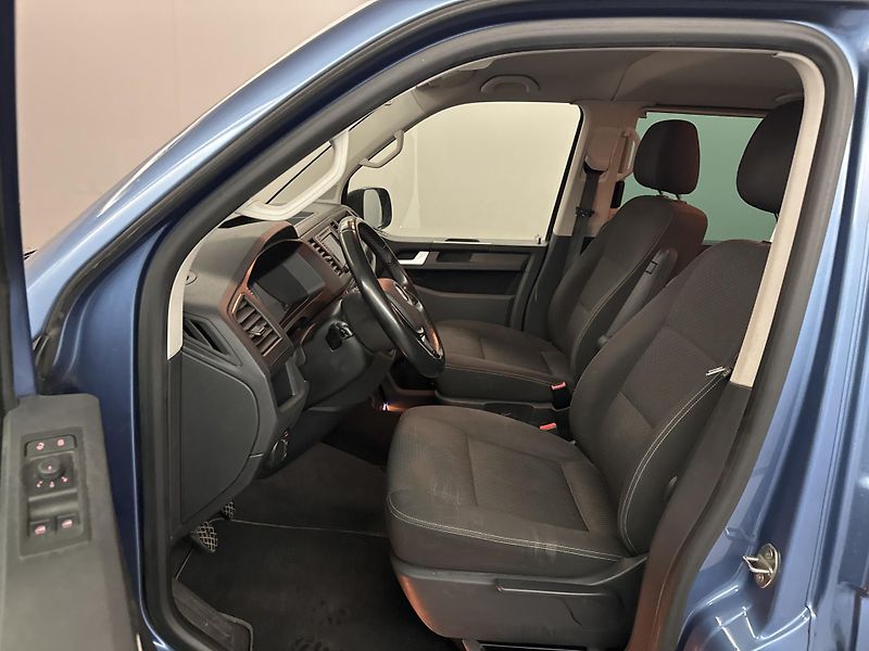 Volkswagen Multivan (2019) 2.0TDI*110KW*7MÍST*KAMERA*ACC  - fotka 6 z 13