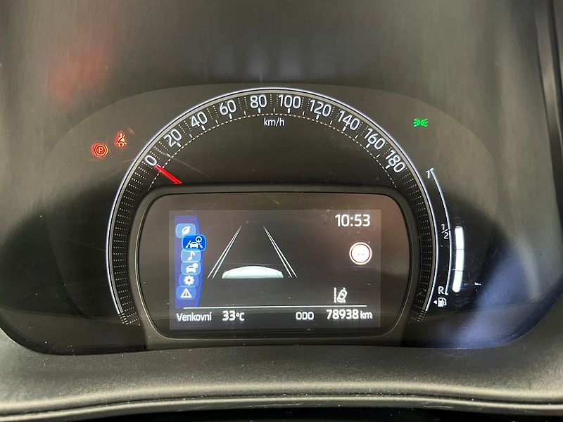 Toyota Aygo X 1.0 VVT-i 53 kW ZAMLUVENO - fotka 21 z 50
