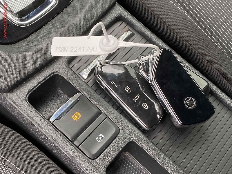 Škoda Octavia (2021) 2.0 TDi, Ambition, DSG - fotka 21 z 21