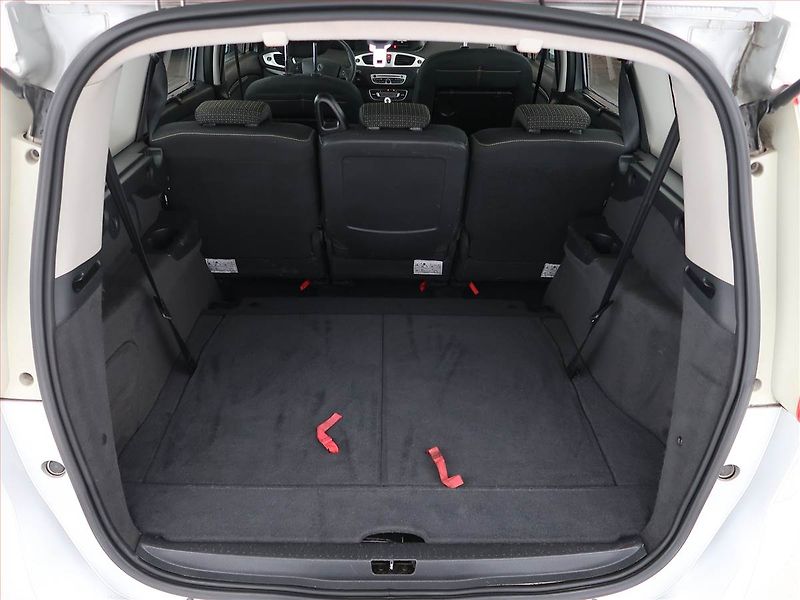 Renault Grand Scénic (2009) 1.9 dCi, 7 míst, Tažné - fotka 13 z 20