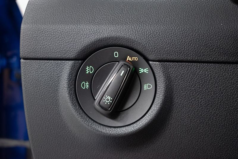 Škoda Octavia 1.5 TSI AMBITION*SmartLink*ČR* - fotka 16 z 34