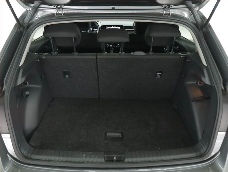 Škoda Fabia (2022) Style 1.0 TSI, Serv.kniha - fotka 13 z 15
