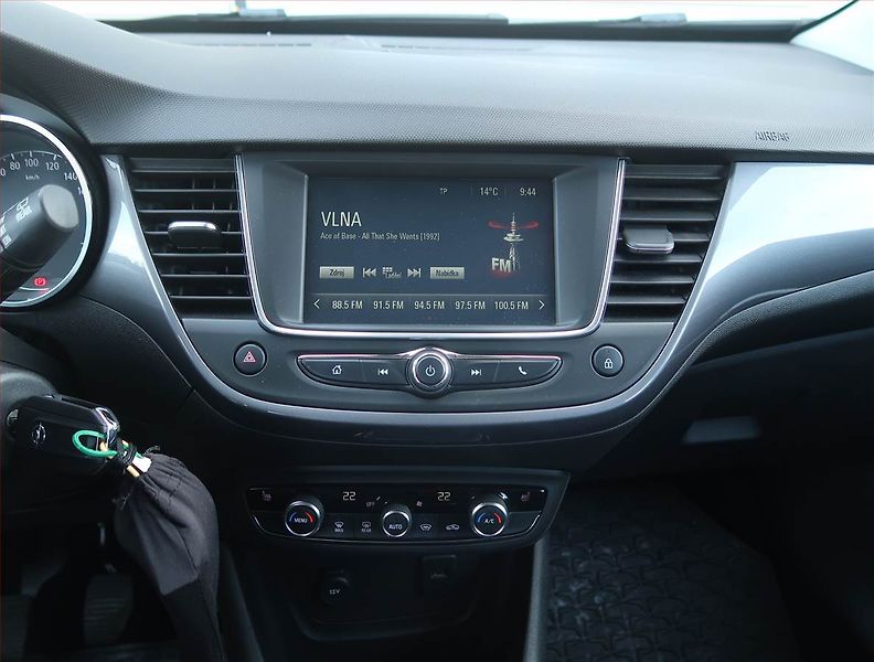 Opel Crossland X (2017) 1.2 Turbo, Serv.kniha - fotka 12 z 16