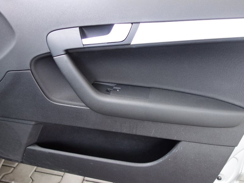 Audi A3 (2009) 2.0TDi 103kW MAN -SERVISOVÁNO - fotka 21 z 34