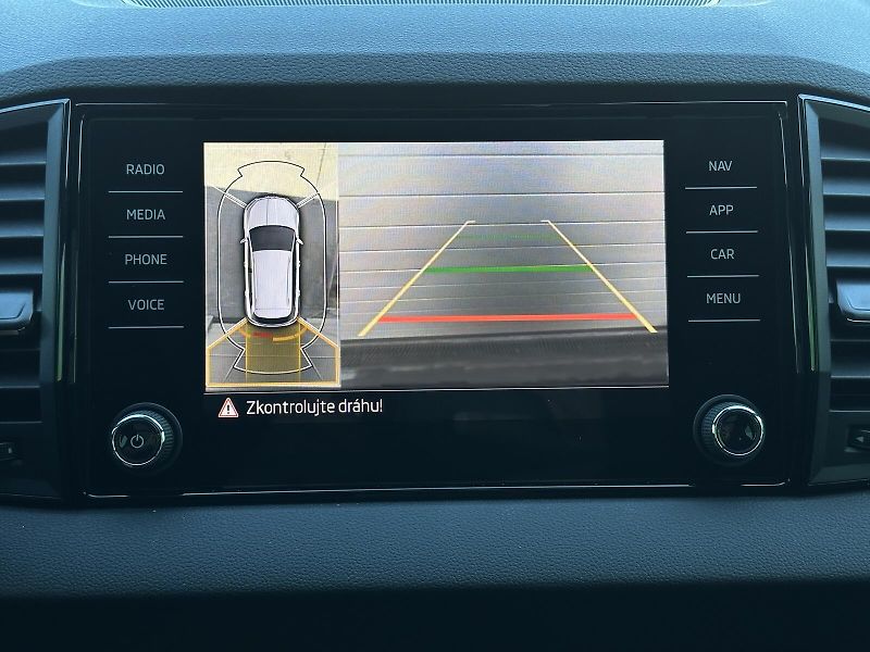 Škoda Karoq 1.5TSi DSG 150PS Sportline Mat - fotka 33 z 42