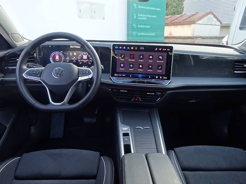 Volkswagen Passat (2025) 2,0TDi /110kW DSG Business - fotka 5 z 30