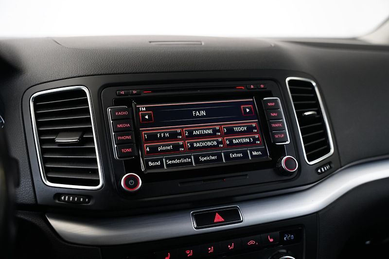 Volkswagen Sharan - fotka 19 z 24