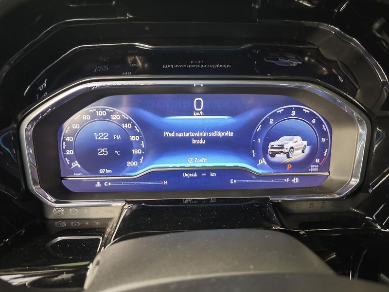 Chevrolet Silverado (2026) 6,2 V8 Trail Boss Z71 - fotka 35 z 45
