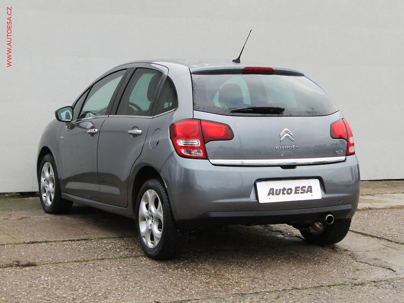 Citroën C3 (2010) 1.6VTi, AC, tempo, park.asist - fotka 4 z 20