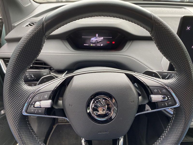 Škoda Enyaq (2022) iV 60 Sportline - fotka 17 z 38