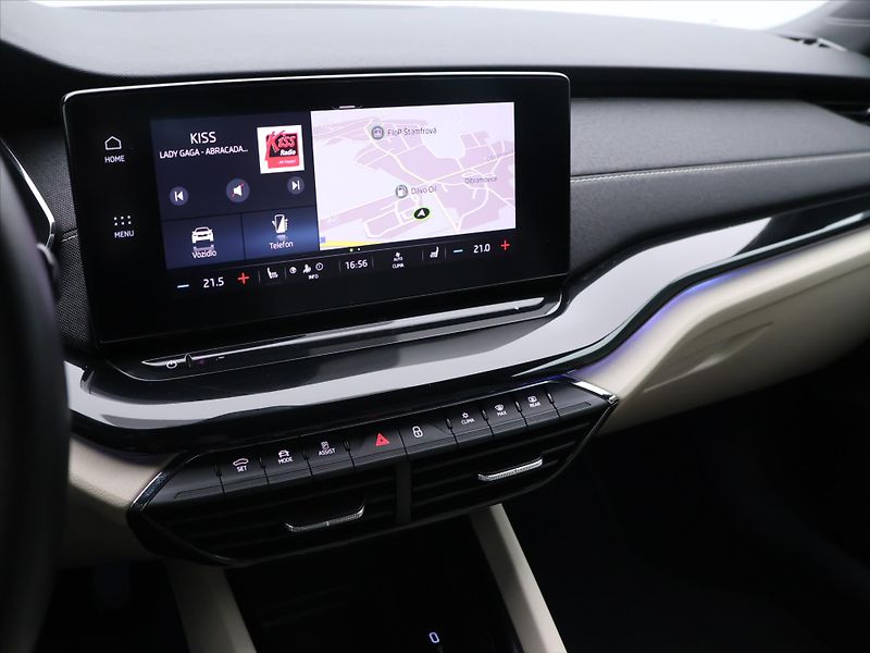 Škoda Octavia 2,0 TDI 110kW DSG Style CZ - fotka 27 z 40