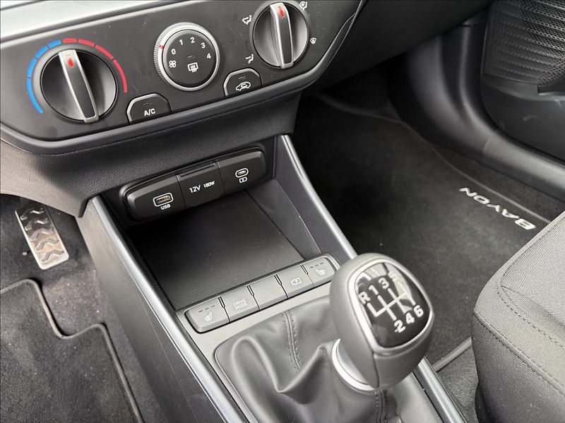 Hyundai Bayon 1,0 T-GDI  FL Go Plus - fotka 16 z 23