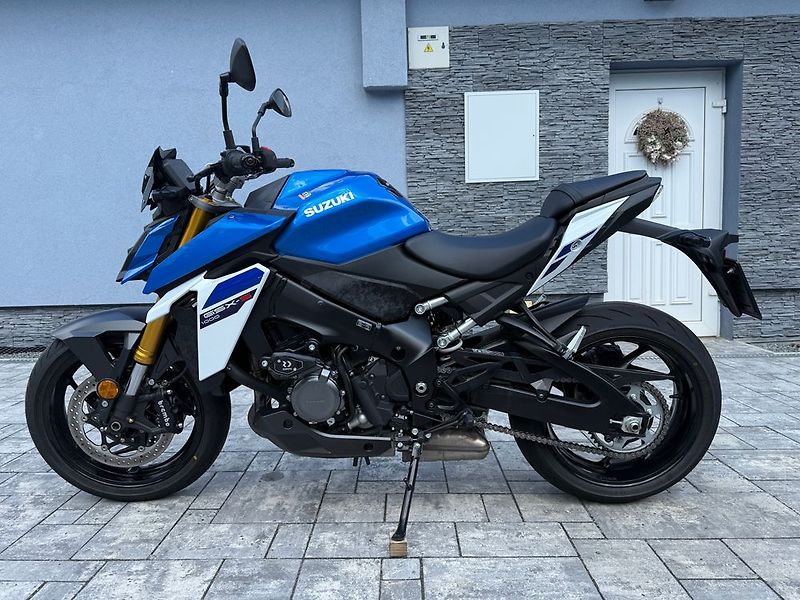 Suzuki (2025) - fotka 2 z 20