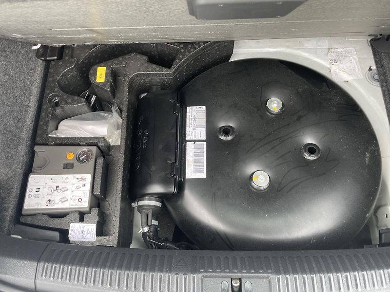 Volkswagen Polo 1.4MPi 85PS CITY BI-FUEL VW 1A - fotka 121 z 177