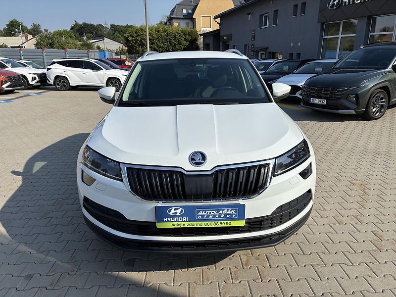 Škoda Karoq 110 kW Style 4x4 DSG 1.MAJITEL - fotka 8 z 38