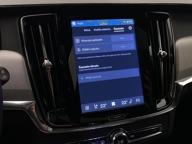 Volvo V90 B4 BRIGHT PLUS AUT - fotka 47 z 63