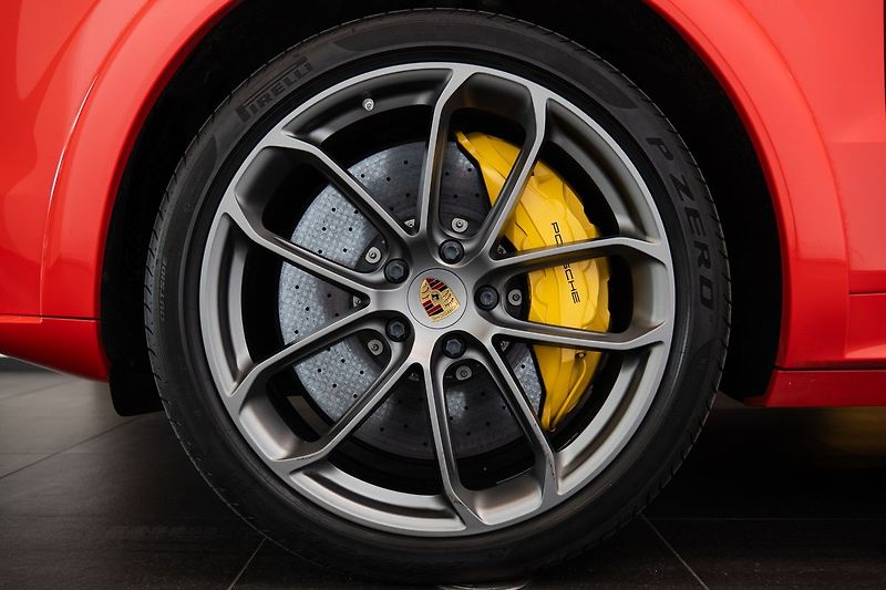 Porsche Cayenne Turbo Coupe Approved/Ceramic/B - fotka 20 z 22