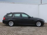 BMW Řada 3 (2009) 320 i, Automat, Navi, Xenony - náhled 6