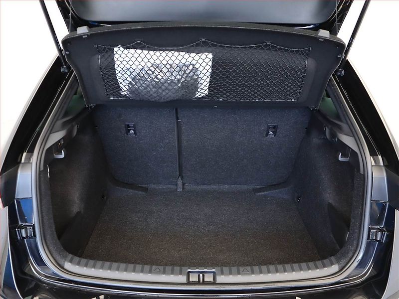 Škoda Scala (2024) Monte Carlo 1.0 TSI - fotka 11 z 20