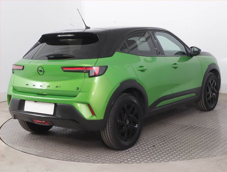 Opel Mokka (2021) Electric 50 kWh, SoH 91% - fotka 5 z 18
