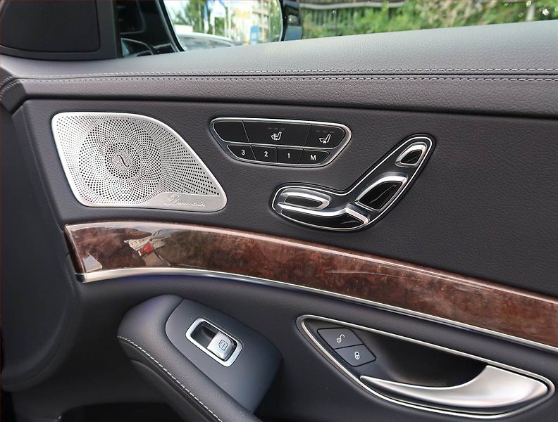 Mercedes-Benz Třídy S (2020) S 400 d 4MATIC - fotka 18 z 25
