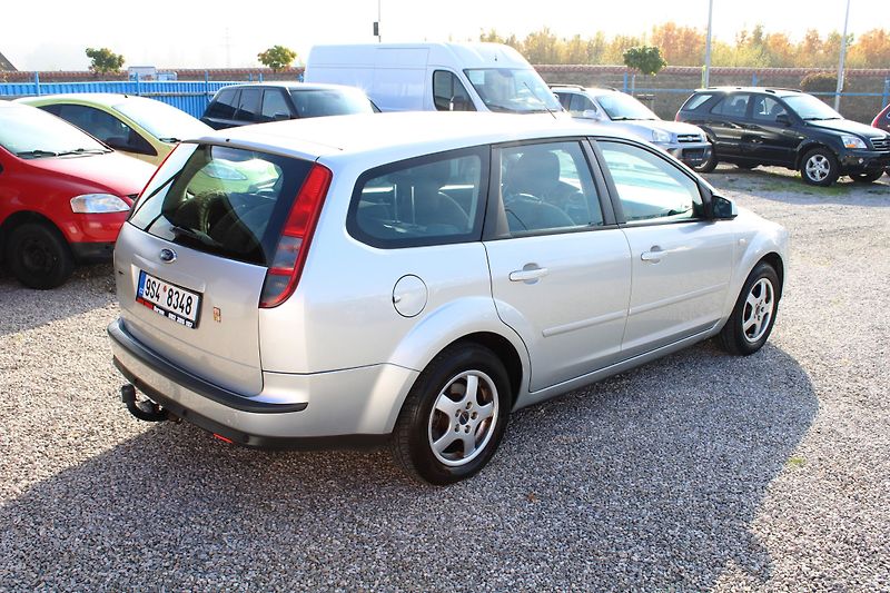 Ford Focus (2007) 1,6i KLIMA EL.OKNA TEMPOMAT  - fotka 7 z 20