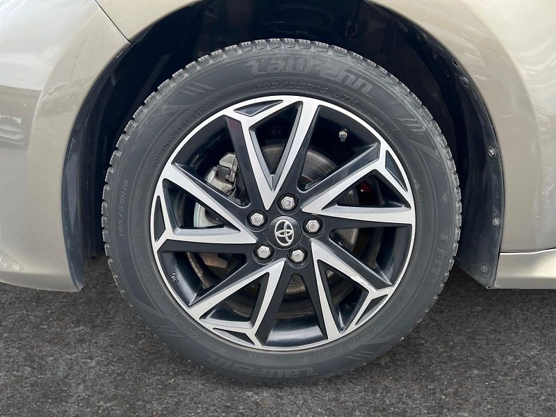 Toyota Yaris (2023) HYBRID 85kW e-CVT STYLE CZ - fotka 14 z 23