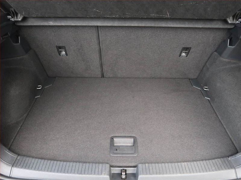 Volkswagen T-Cross (2019) Style 1.0 TSI, Tempomat - fotka 13 z 17