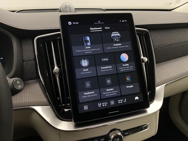Volvo XC90 (2026) T8 AWD RECHARGE BRIGHT PLUS 7m - fotka 49 z 72