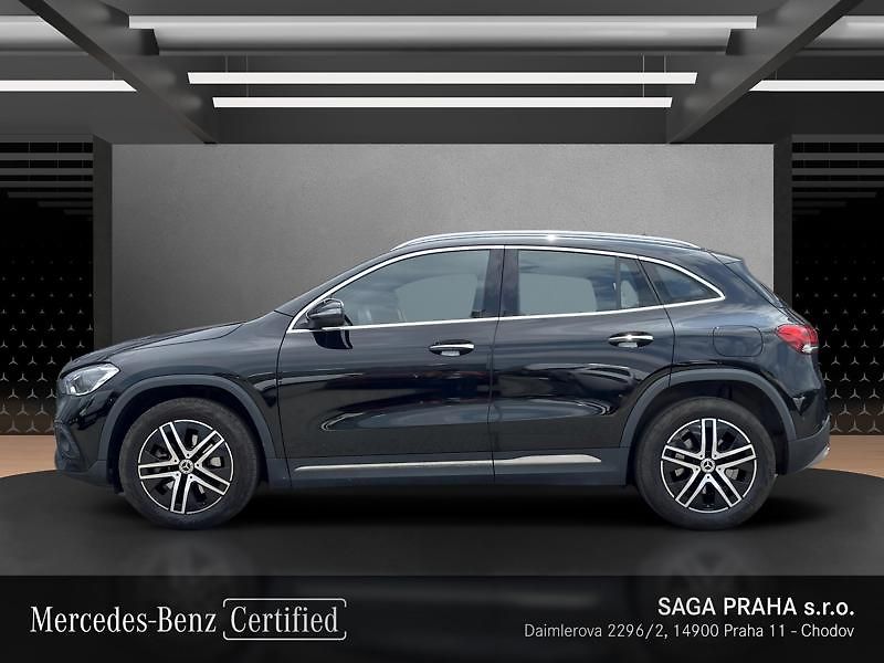 Mercedes-Benz GLA 250 4MATIC Urban Keyless LED - fotka 6 z 21
