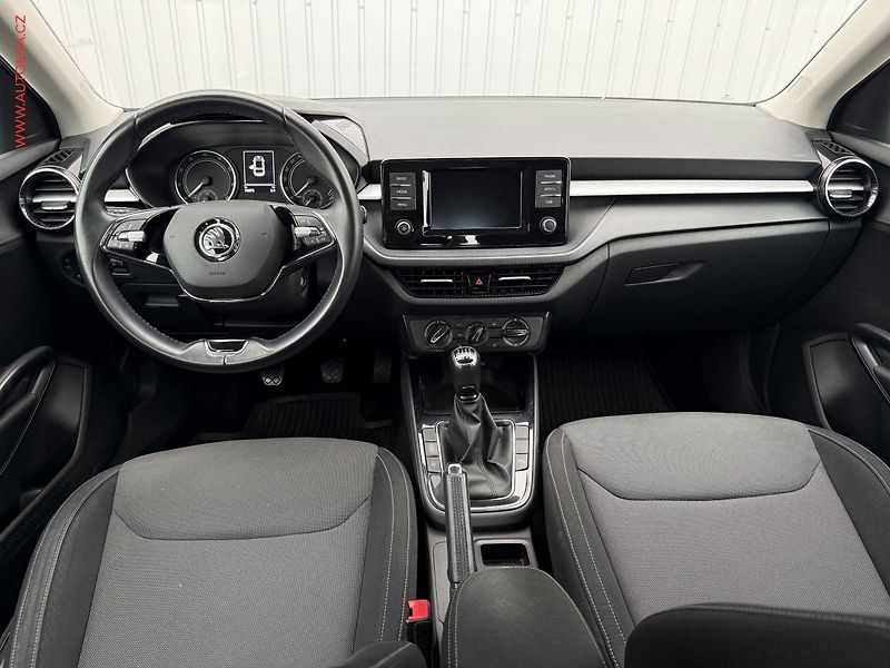 Škoda Fabia (2021) 1.0TSi, 1.maj,ČR, Ambition - fotka 8 z 19