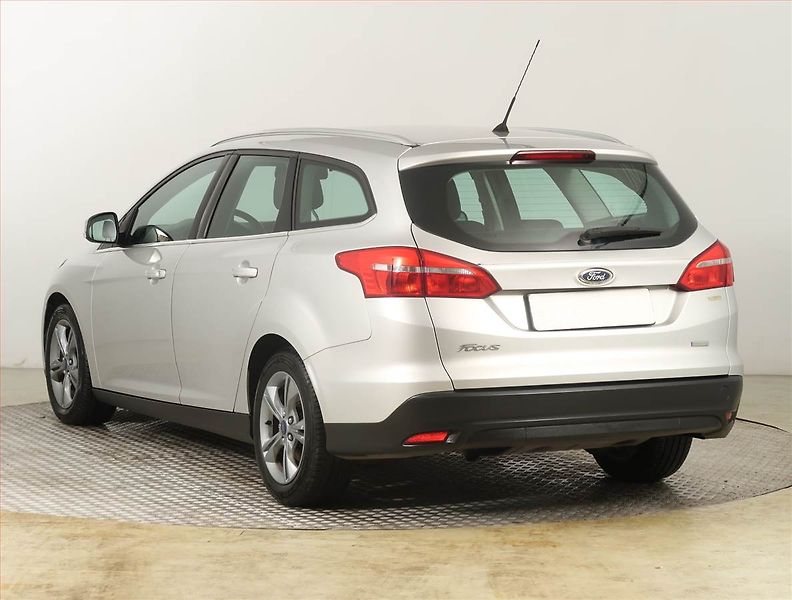 Ford Focus (2016) 1.0 EcoBoost, Serv.kniha - fotka 4 z 18