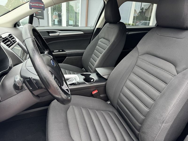 Ford Mondeo (2018) 2.0TDCi Automat Navi Tažné Zař - fotka 24 z 47