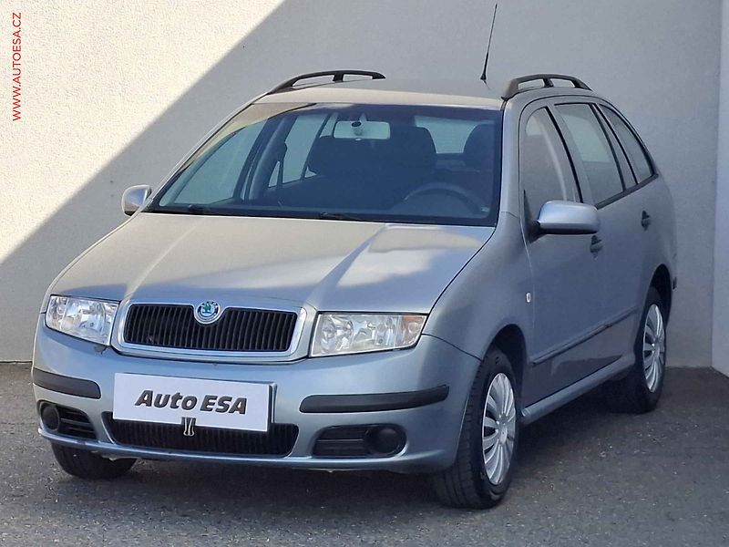 Škoda Fabia (2004) 1.4 16V, Tempomat - fotka 3 z 14