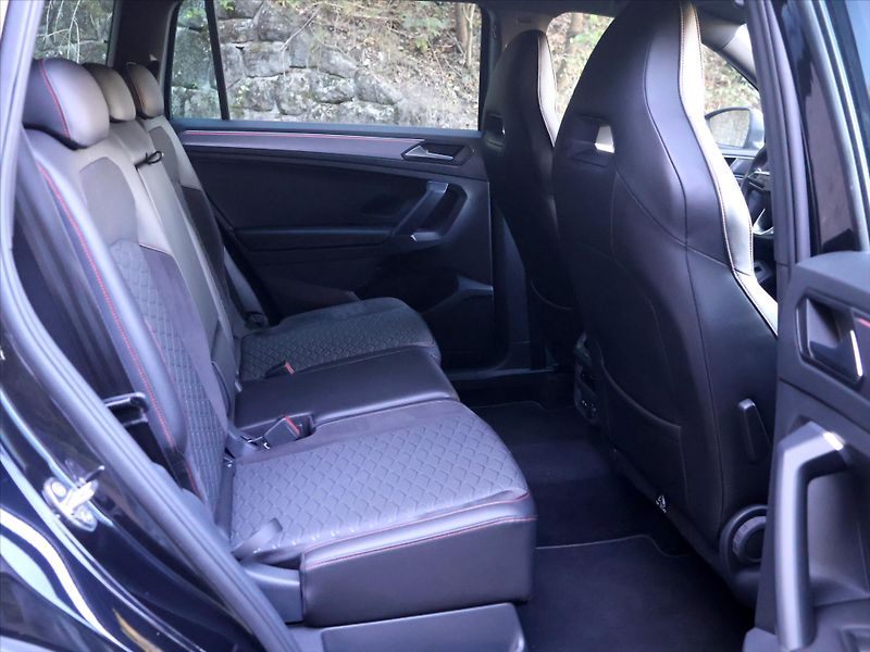 Seat Tarraco 2,0 TDI 147kW DSG CZ FR DPH - fotka 12 z 37