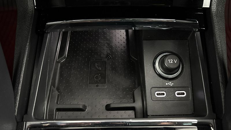 Škoda Kodiaq 2.0 TDI DSG 4x4 Sportline Excl - fotka 25 z 35
