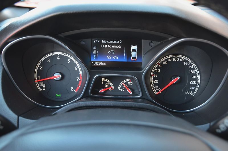 Ford Focus (2015) ST 2.0 184kW RECARO - fotka 27 z 39