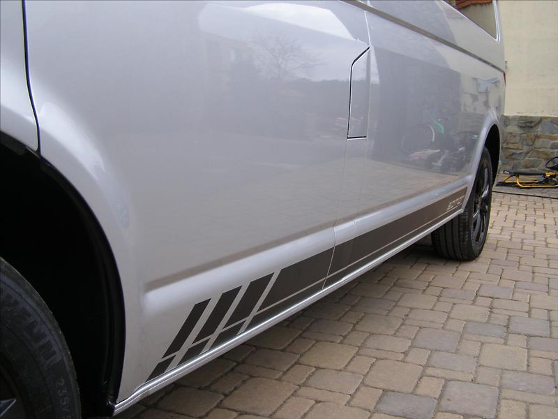 Volkswagen Caravelle 2,0   LONG DSG po servise 103K - fotka 11 z 38
