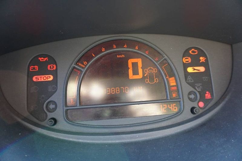 Renault Modus (2006) 1,2 1MAJ NOVÉ V ČR - fotka 19 z 25