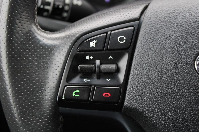 Hyundai Tucson 1,6 T-GDI  ČR,1.MAJ,TRIKOLOR - fotka 18 z 41