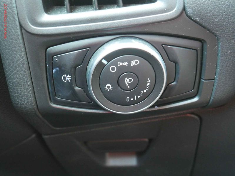 Ford Focus (2015) 1.5TDCi, 2.maj,ČR, servis - fotka 17 z 18